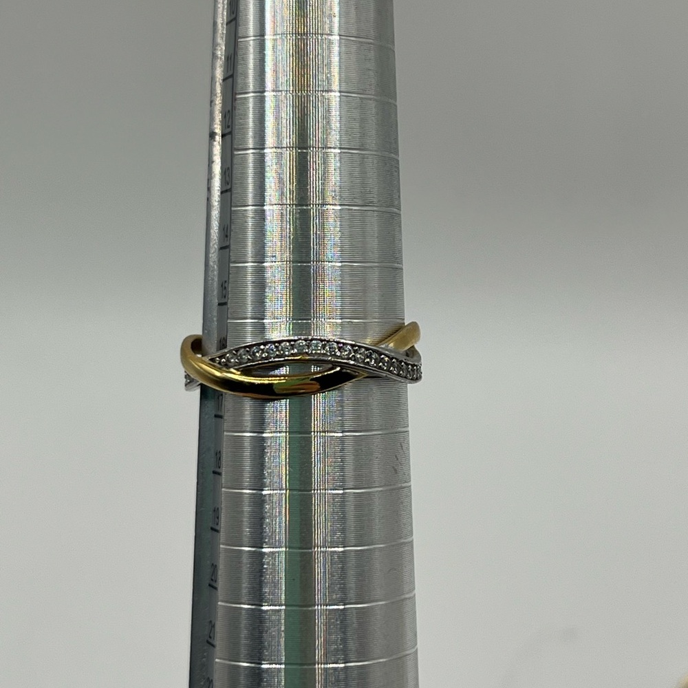 Two-Tone Infinity Ring with Pavé Accents - Gold Tone & Silver. 925 Size 8 - Picture 2 of 5